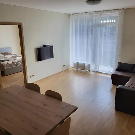 Jauna Teika Apartment, Modern District, Self Check-in *